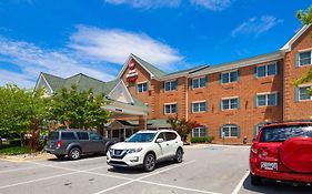 Best Western Plus Easton Inn & Suites